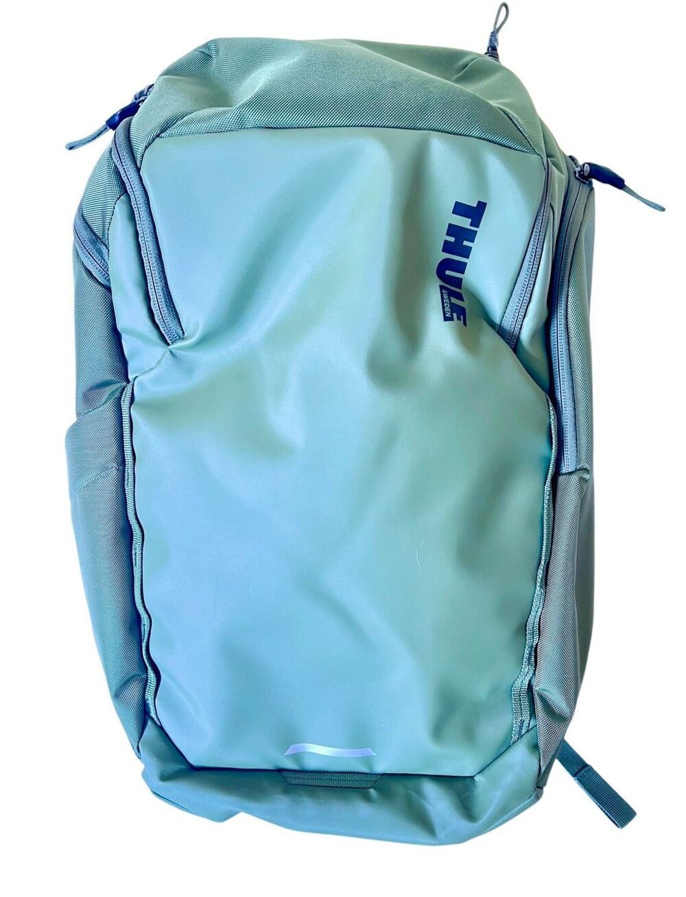 Thule Chasm 26L Laptop Backpack Pond Gray Green Weatherproof Commuter Daypack